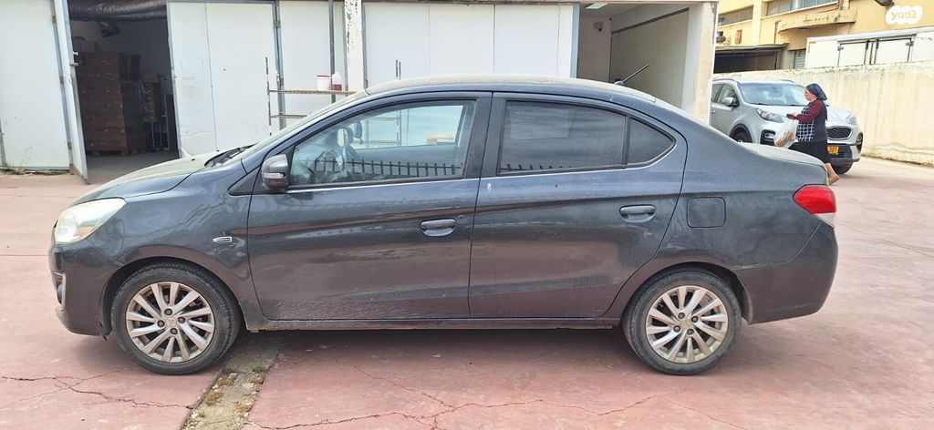 מודעת רכב מיצובישי אטראז'