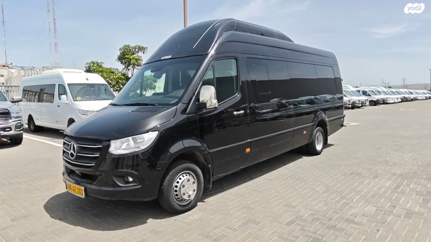 מודעת רכב מרצדס-בנץ ספרינטר