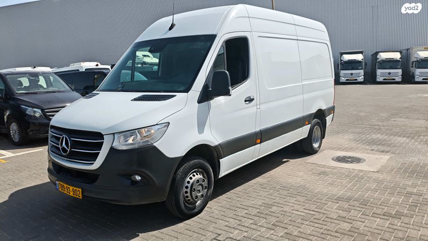 מודעת רכב מרצדס-בנץ ספרינטר