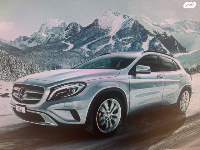 מודעת רכב מרצדס-בנץ GLA