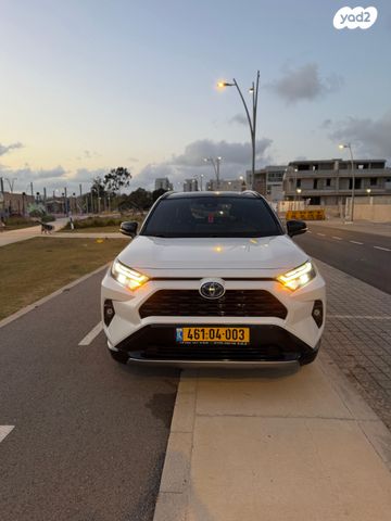מודעת רכב טויוטה RAV4
