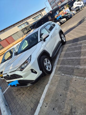 מודעת רכב טויוטה RAV4