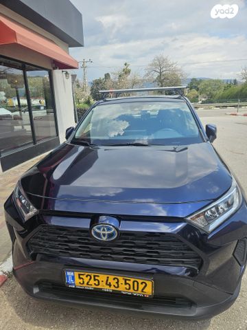 מודעת רכב טויוטה RAV4