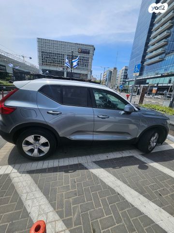 מודעת רכב וולוו XC40