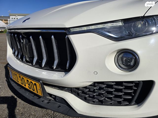 מודעת רכב מזראטי לבנטה 