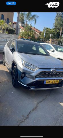 מודעת רכב טויוטה RAV4