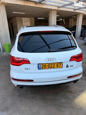 מודעת רכב אאודי Q7
