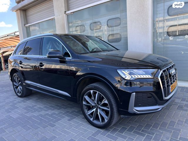 מודעת רכב אאודי Q7