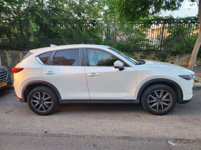 מודעת רכב מאזדה CX-5