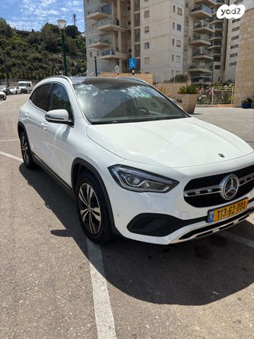 מודעת רכב מרצדס-בנץ GLA