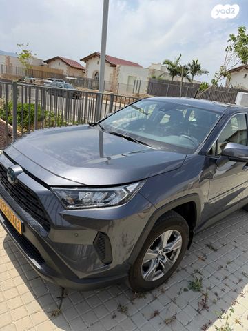 מודעת רכב טויוטה RAV4