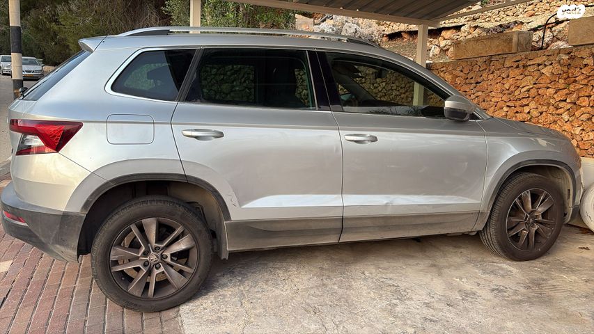 מודעת רכב סקודה קארוק