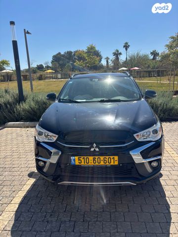 מודעת רכב מיצובישי ASX