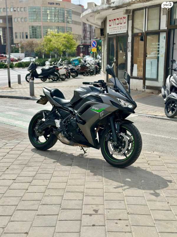 מודעת רכב קאוואסאקי נינג'ה 650