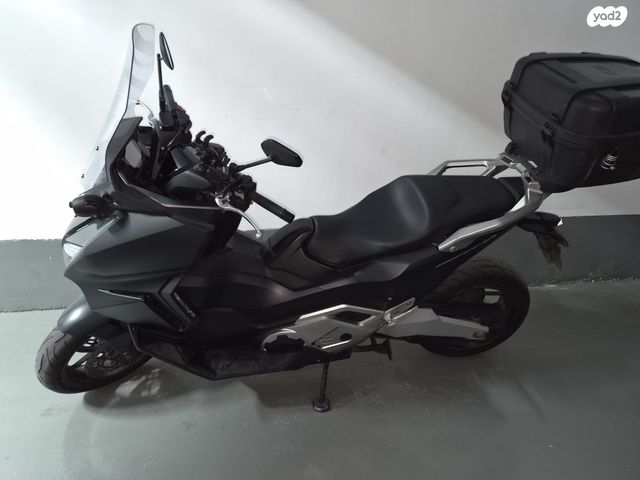 מודעת רכב הונדה פורזה 750