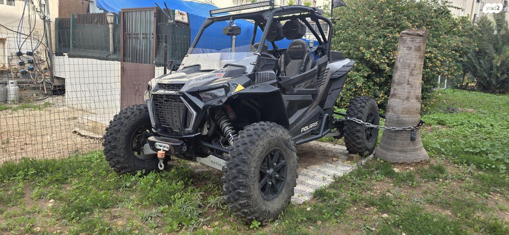 מודעת רכב פולריס