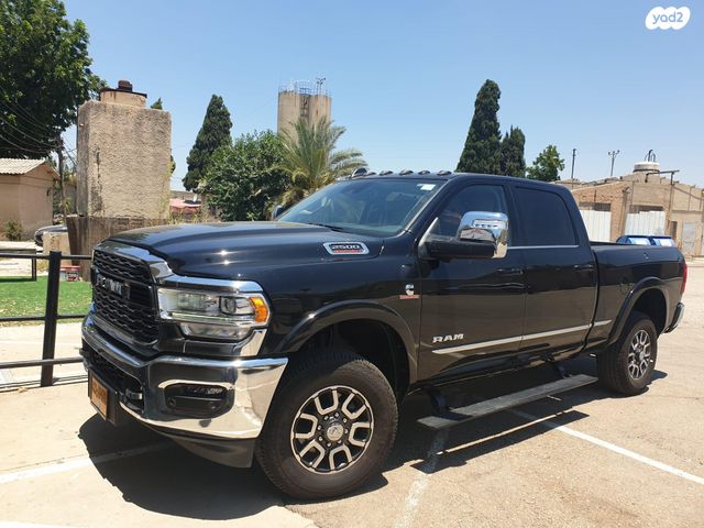 מודעת רכב דודג'