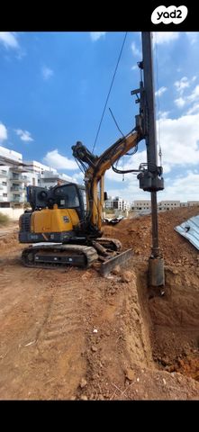 מודעת רכב מכונת קידוח