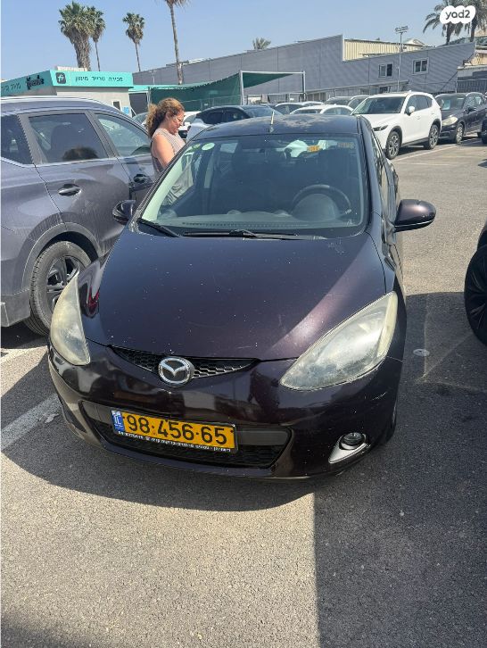 מודעת רכב מאזדה 2