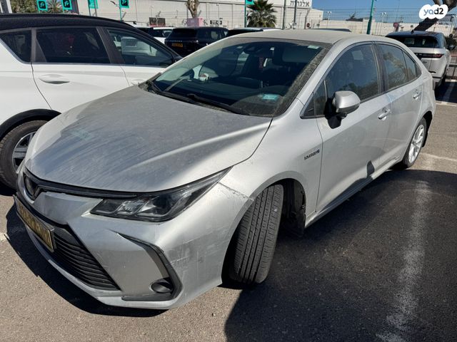מודעת רכב טויוטה קורולה