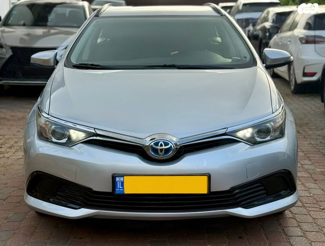 מודעת רכב טויוטה אוריס