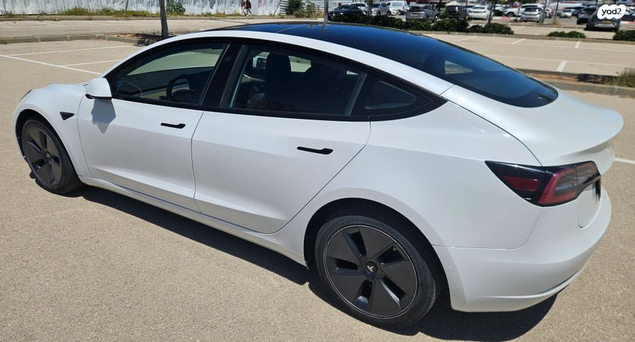 מודעת רכב טסלה מודל 3 1