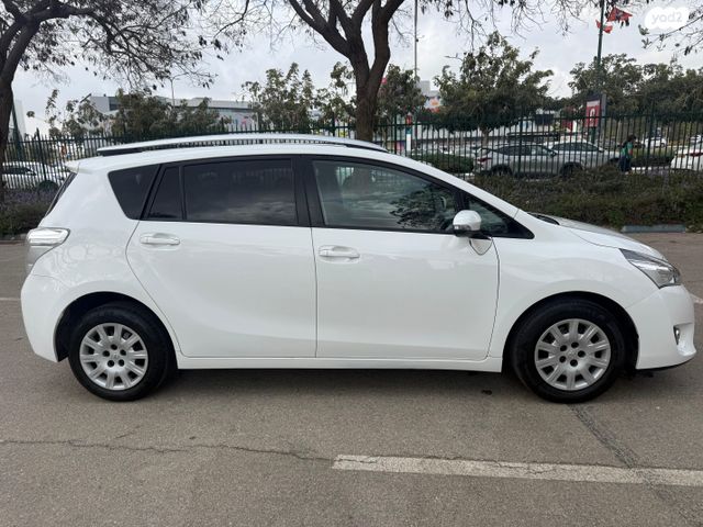 מודעת רכב טויוטה ורסו 2