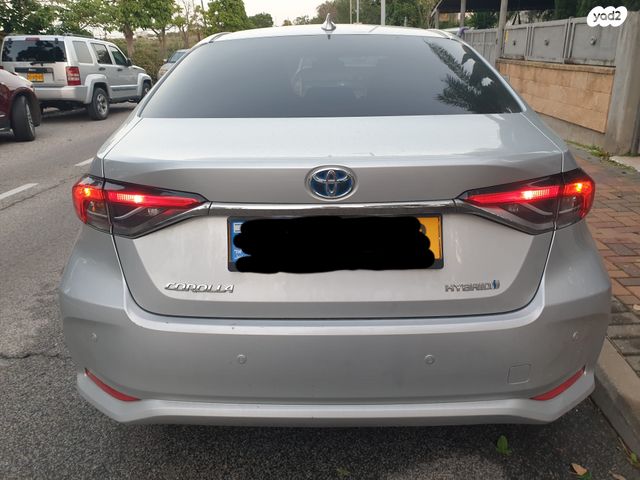 מודעת רכב טויוטה קורולה