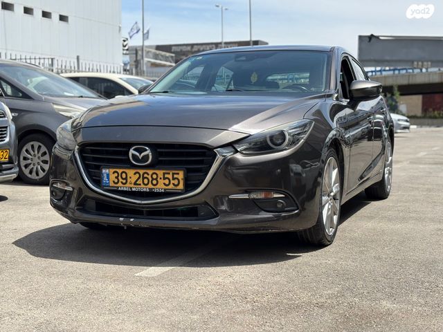 מודעת רכב מאזדה 3