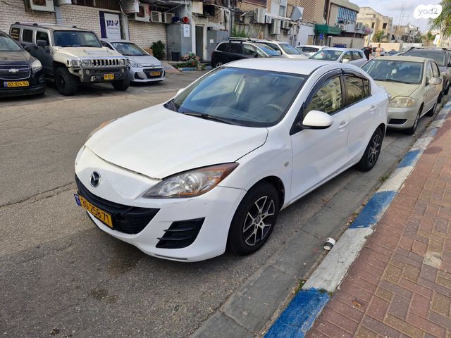 מודעת רכב מאזדה 3