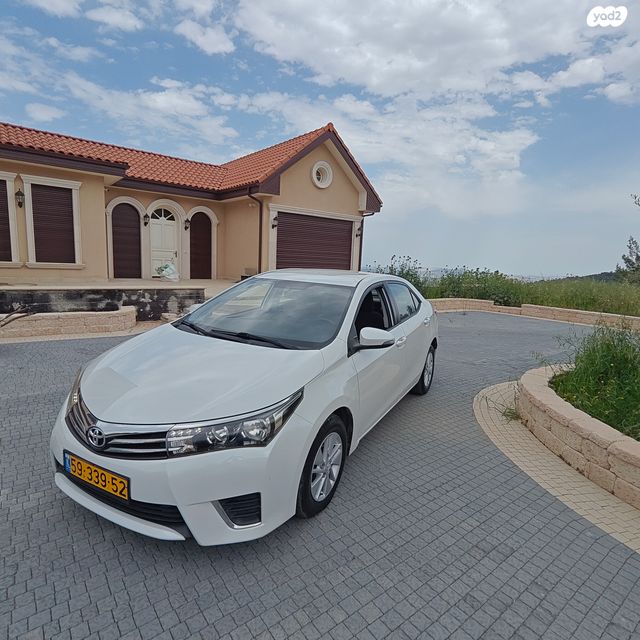 מודעת רכב טויוטה קורולה