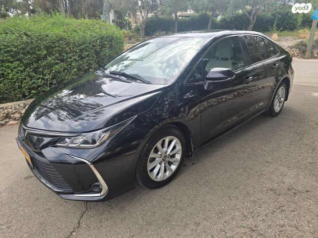 מודעת רכב טויוטה קורולה