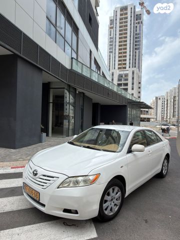 מודעת רכב טויוטה קאמרי