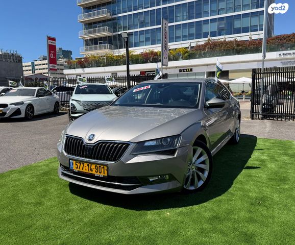 מודעת רכב סקודה סופרב