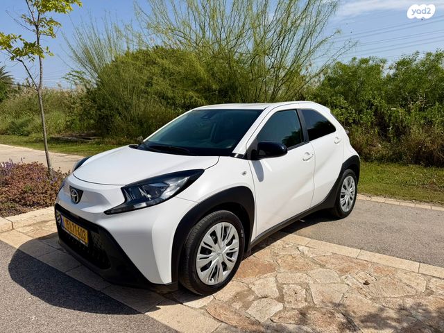 מודעת רכב טויוטה אייגו X