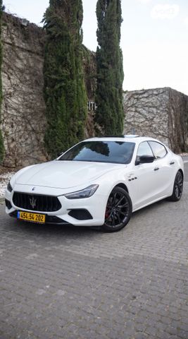 גיבלי Trofeo אוט׳ 3.8 (573 כ״ס)