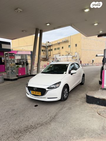 מודעת רכב מאזדה 2