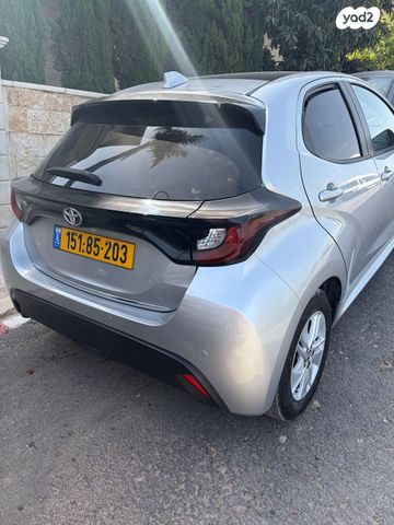 מודעת רכב טויוטה יאריס