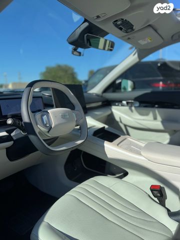 מודעת רכב ג׳ילי  גלקסי E5