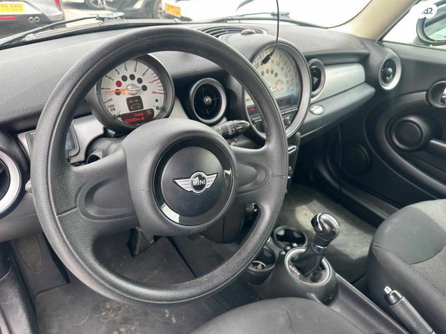 מודעת רכב מיני קופר 2