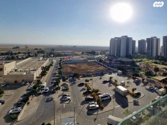 שלום דנינו 8