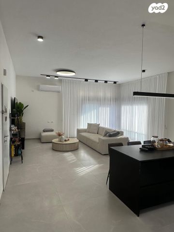 חטיבת גולני 10