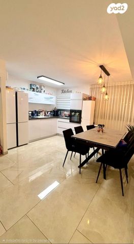 יורדי הסירה 6