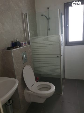 פרופ' אפרים קציר 21