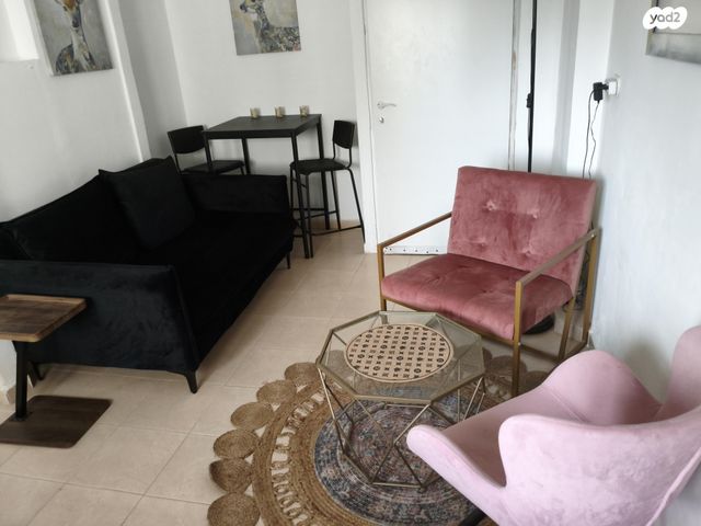 אבן גבירול 26