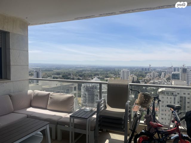 דרך רמתיים 11