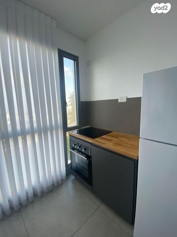 שדרות אליהו גולומב 38