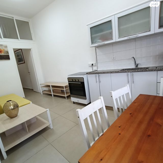 דרך ההגנה 100