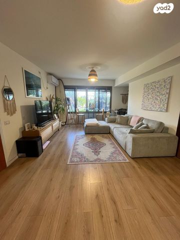 גולדה מאיר 72