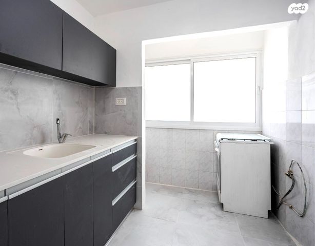 ד"ר וייסבורג 1